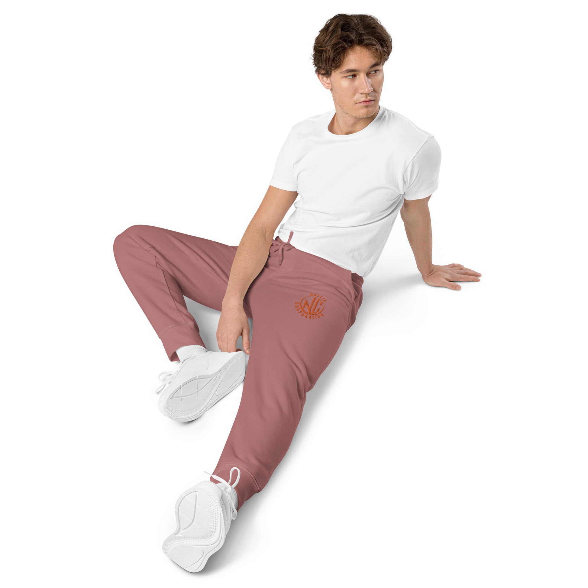 Pantalon de sport teint par pigment brodé Nastik Corporation